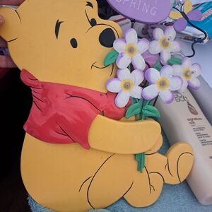 Winnie the Pooh Wall Decor with Flowers